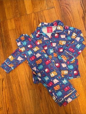 Girls' Blue Cat Print Pajama Set - Cozy Sleepwear